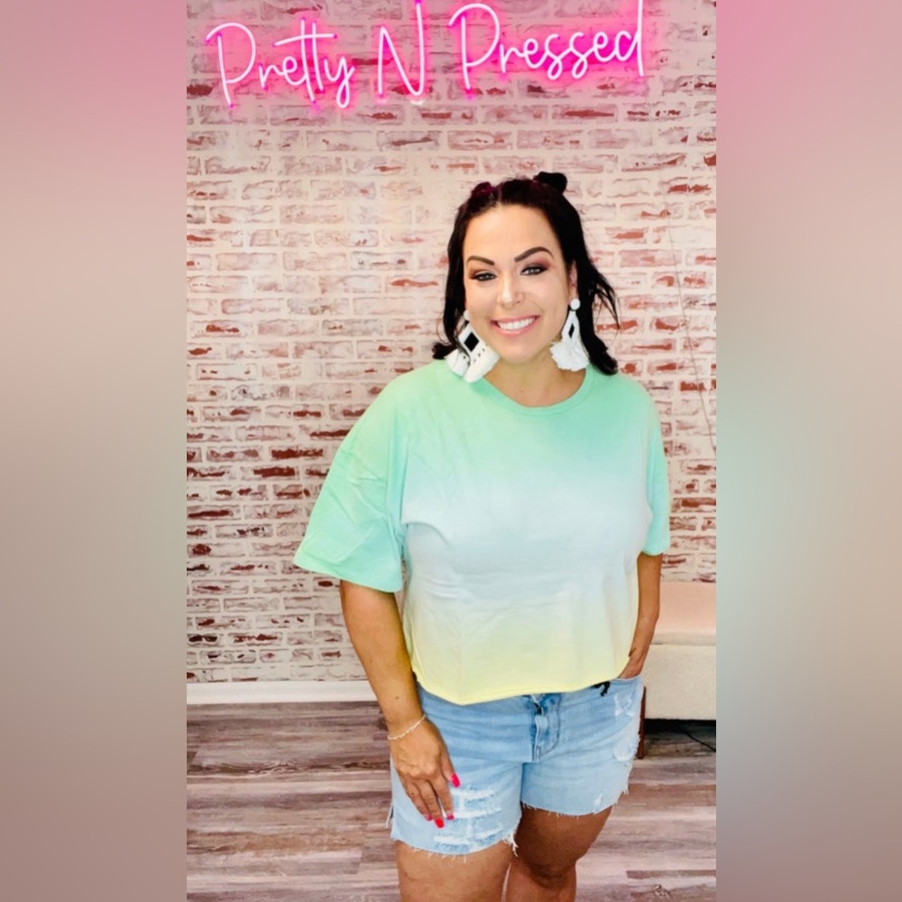 Ocean Sunset Crop Tee